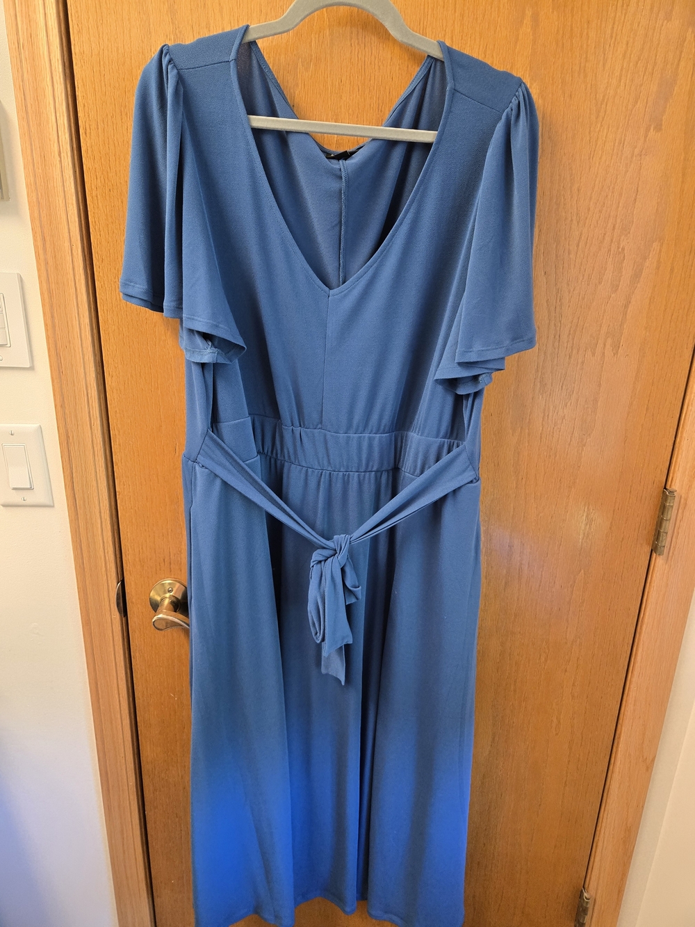 Torrid Elegant Blue V-Neck Midi Dress - Picture 3 of 5